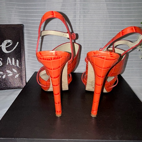 Michael by Michael Kors orange snake skin leather stilettos 8 1/2M - Picture 4 of 7